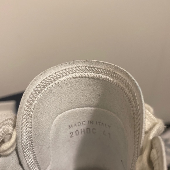 Good as new has box no sole in shoes worn 3 times - Picture 6 of 6